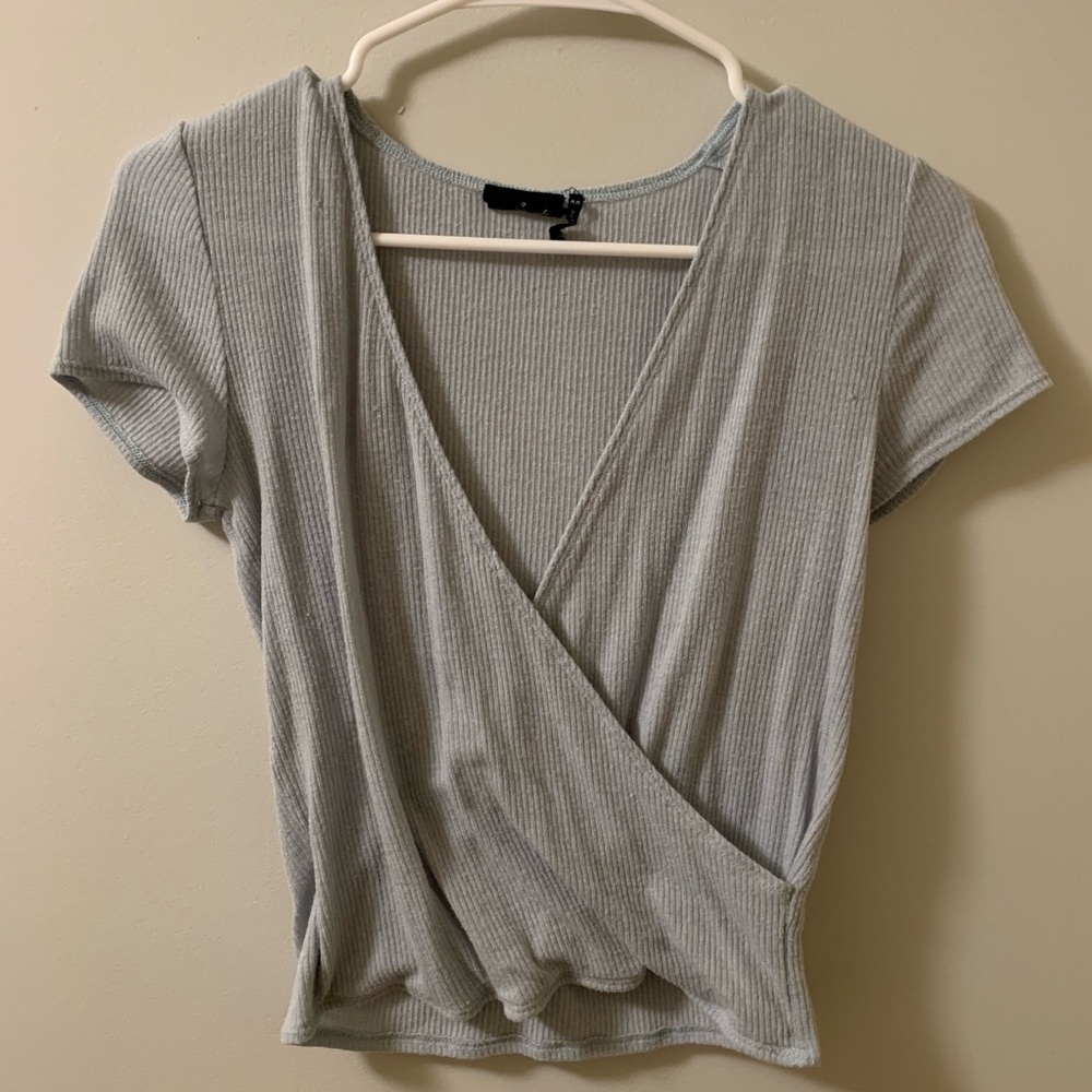 Short sleeve tee